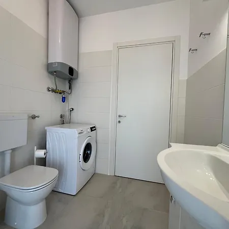 Campodarsego Central Apartment アパート カンポダルセゴ