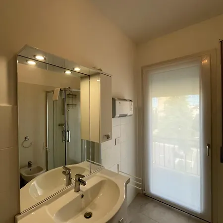 Campodarsego Central Apartment アパート カンポダルセゴ