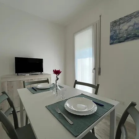 Campodarsego Central Apartment アパート カンポダルセゴ