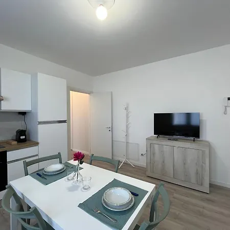 アパート Campodarsego Central Apartment カンポダルセゴ